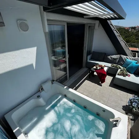 فيلة Mavi Panorama *