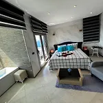 فيلة Mavi Panorama Çeşme