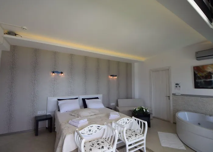 فيلة Mavi Panorama