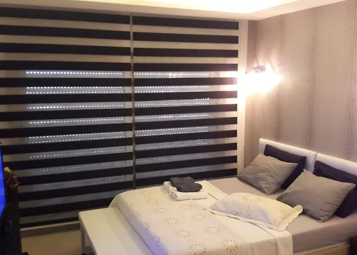 فيلة Mavi Panorama *